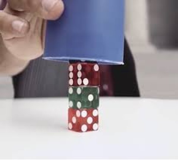 画像1: ＜ほぼ新品＞ダイススタッキングの基礎からマジック応用まで「HOW TO DICE CHEAT」 (1)