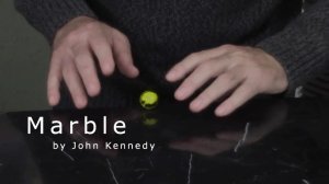 画像1: ＜ほぼ新品＞ビー玉でトランプ当て「MARBLE」 (1)