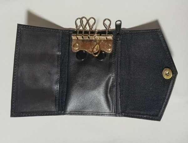 画像1: ＜ほぼ新品＞謎のメーカー・指輪が移動するリングフライト「ANOTHER FLYING RING」 (1)