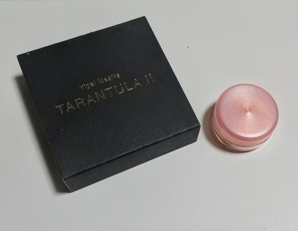 画像1: ＜ほぼ新品＞超字幕・浮かせるネタ「Tarantula2」 (1)